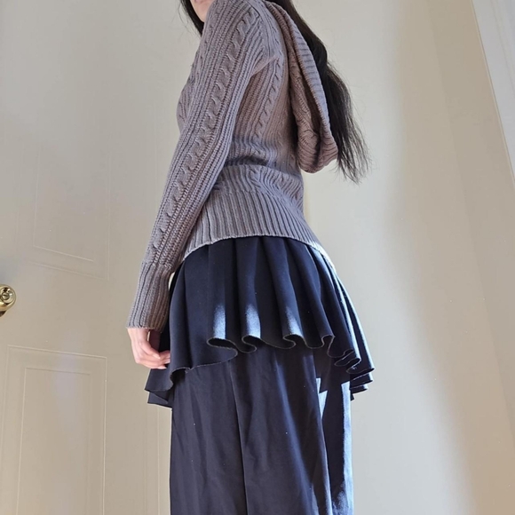 Cable Knit Cardigan - Picture 3 of 8